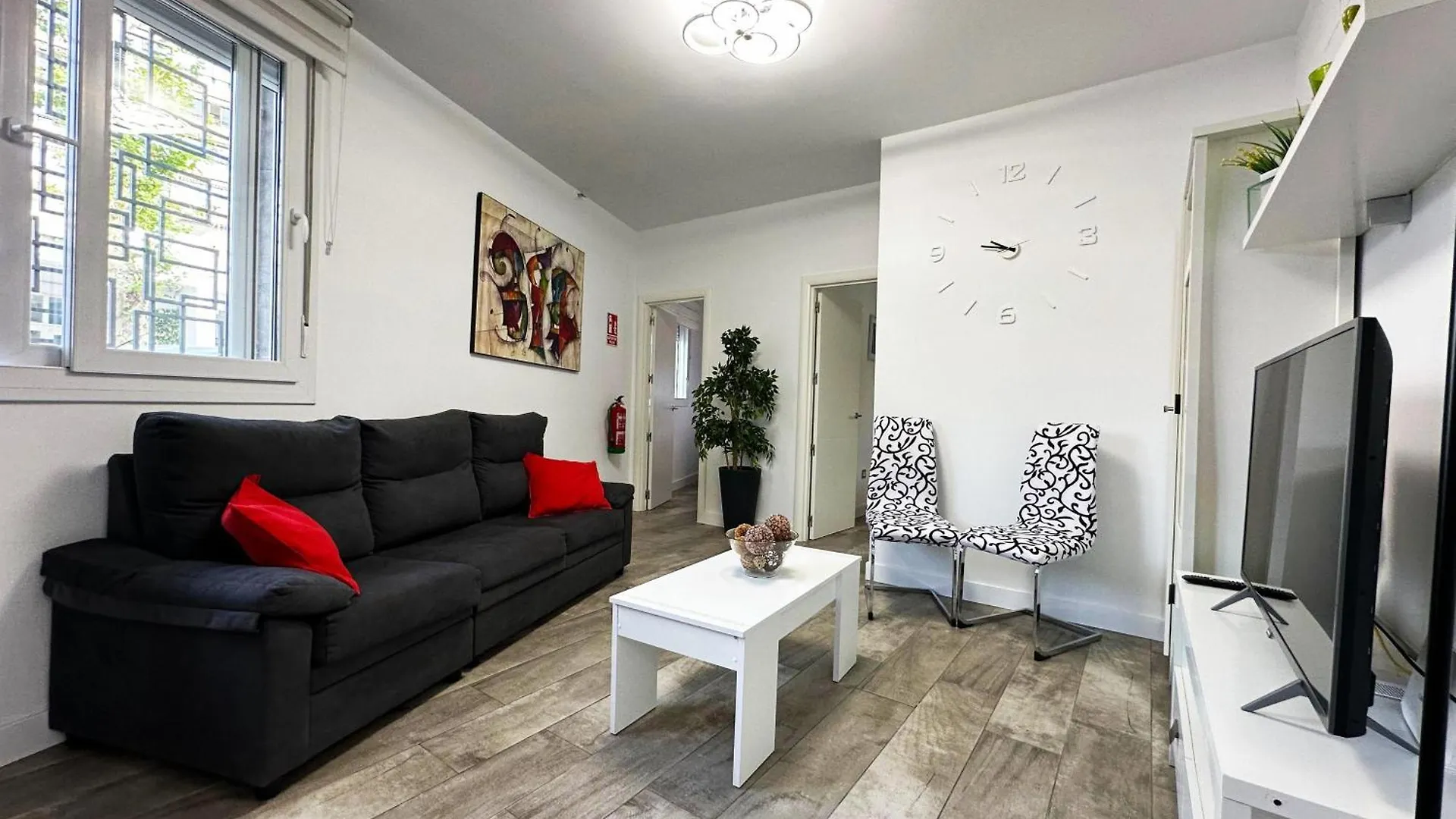 A8 - Apartamento En La Carihuela, 2 Dormitorios, Wifi, A 100 Metros De La Playa Torremolinos 0*,